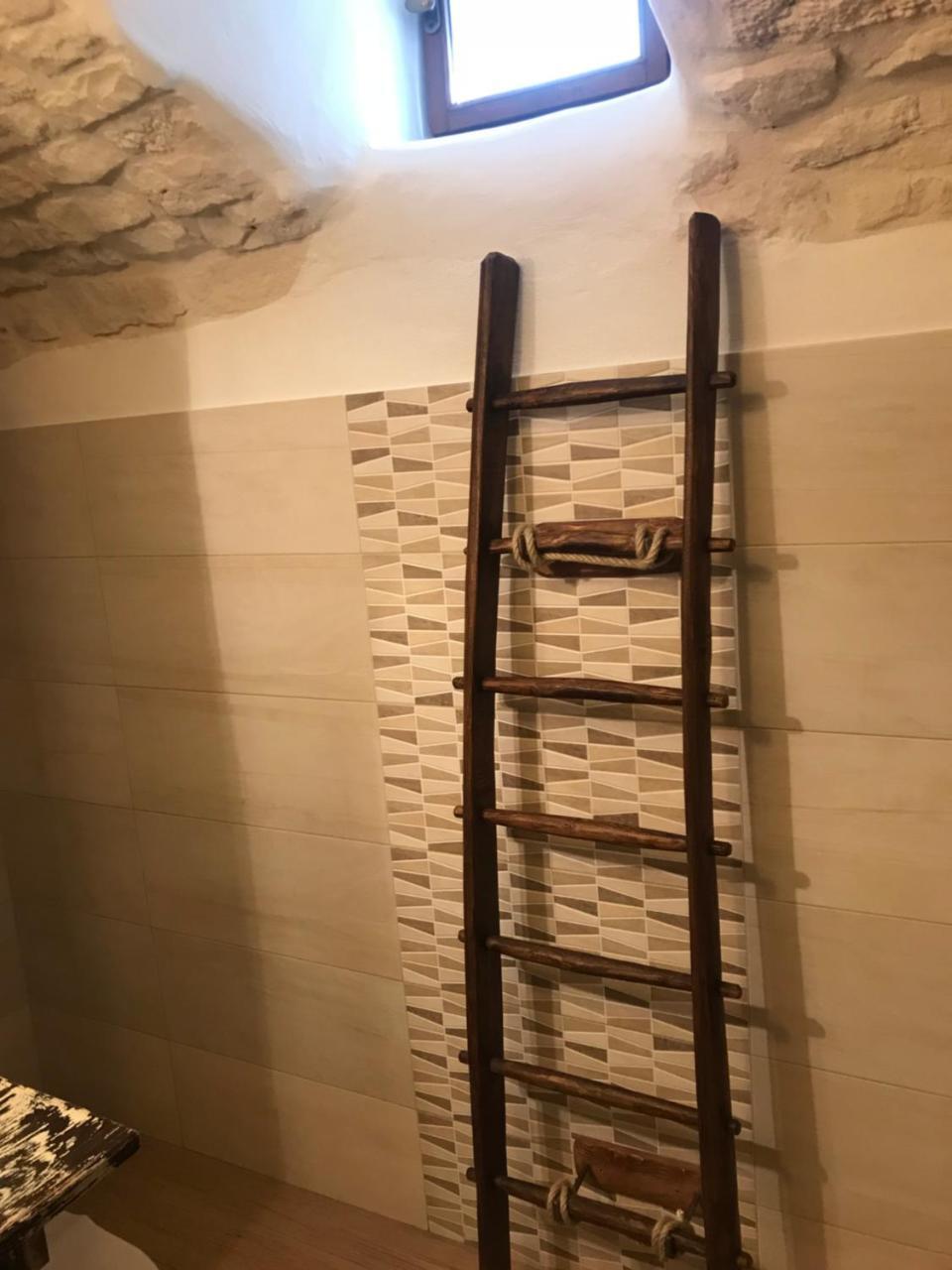 A Due Passi Dal Centro - Trullo Apartment Алберобело Екстериор снимка